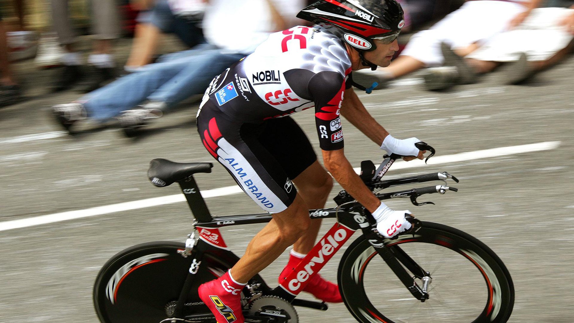 _低碳理念：可持续发展赛场的绿色创新_，绿色低碳 可持续发展